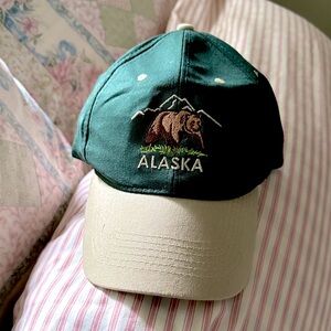 NWT Alaska Green and Tan Alaska Hat